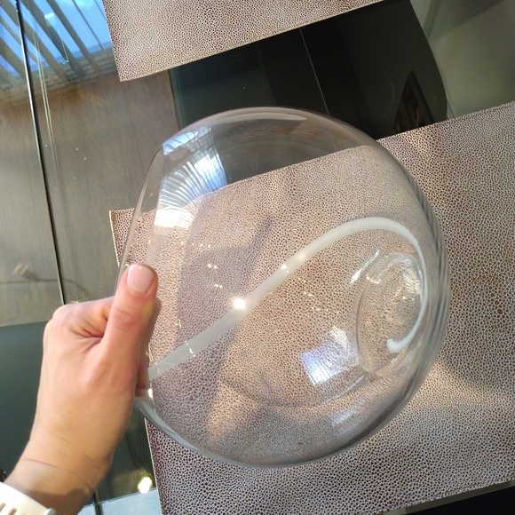 Fishbowl style vase - Picture 3 of 4